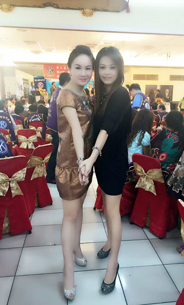 29天清一百吨垃圾，正妹靓机壮丽环岛行