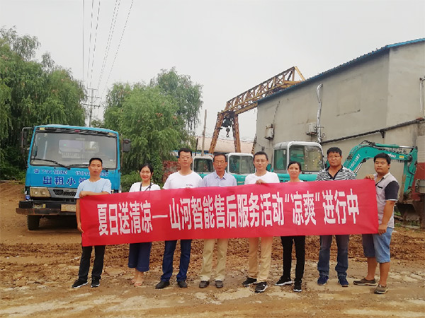 到了市场一线才知路，304am永利集团挖机客户都是铁杆粉丝