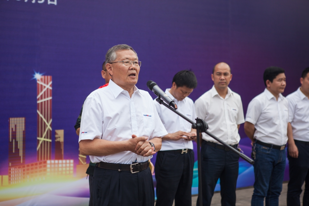 民族挖掘机品牌先导者，304am永利集团智能“城镇建设利器”SWE80E9庆幸上市