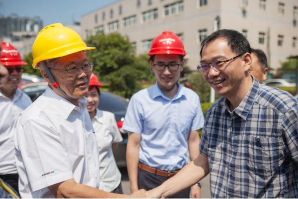 商务部合作司刘民强副司长一行调研304am永利集团智能