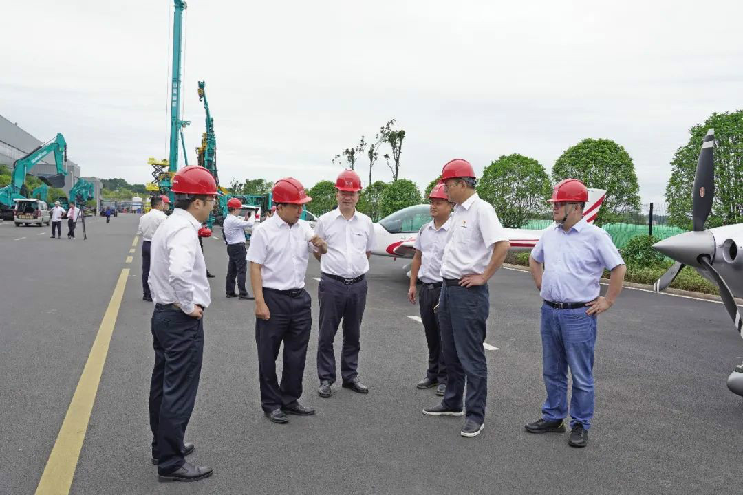中铁设备赵华总经理莅临304am永利集团智能互换