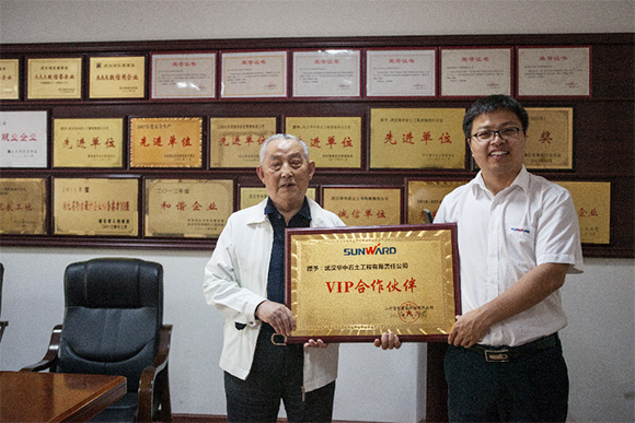 创富故事：合作十一年，赞叹304am永利集团产品经久耐用