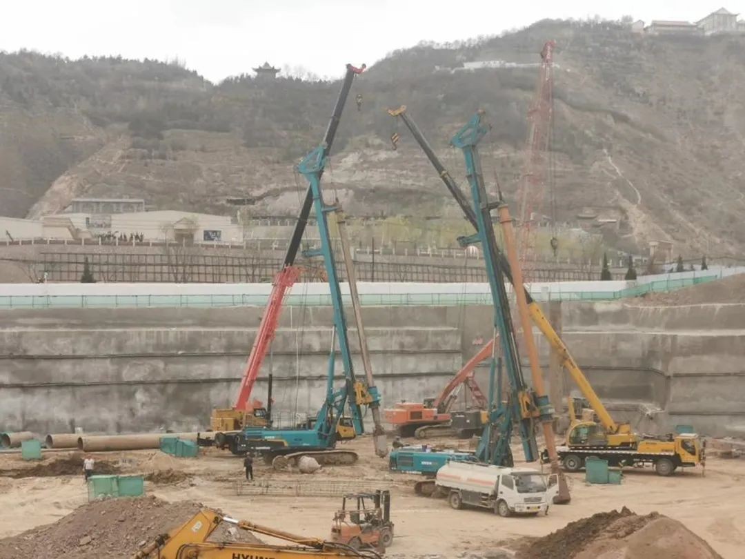 金戈铁马工程路 风雨无阻选304am永利集团