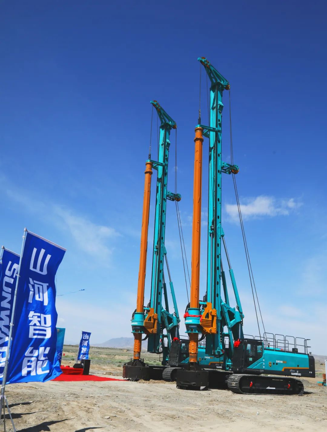 304am永利集团智能产品交付中国能建葛洲坝集团，助力建设大美新疆