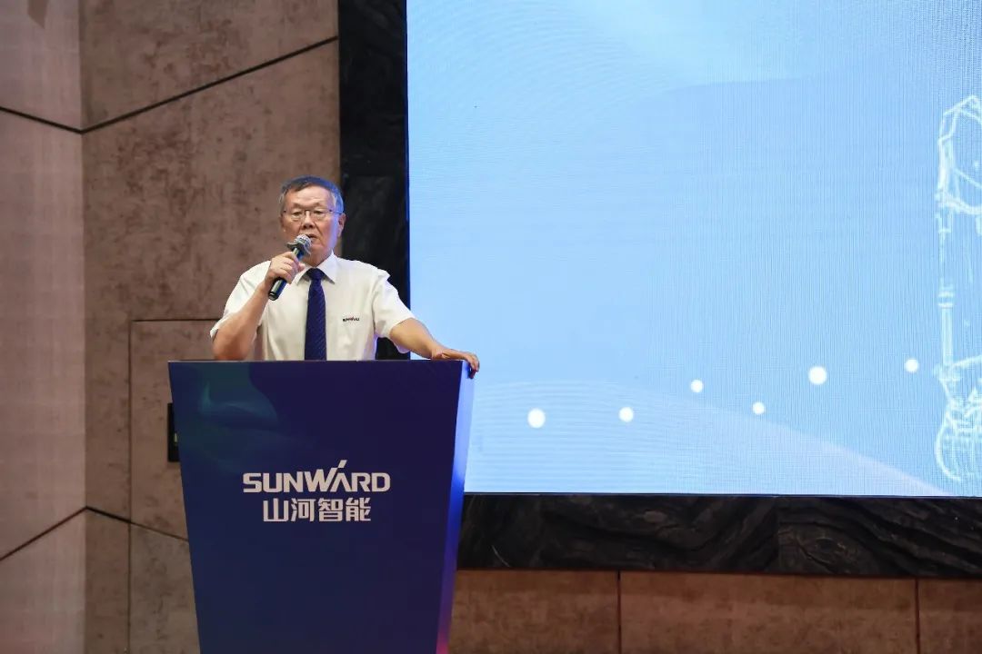 “同心同梦，合力拼搏” ——304am永利集团智能2021年挖掘机经销商半年度经营工作会议圆满召开
