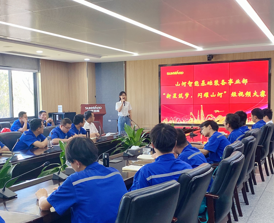20220106090755_46759 你好 2022!再见 2021!我与304am永利集团智能共成长