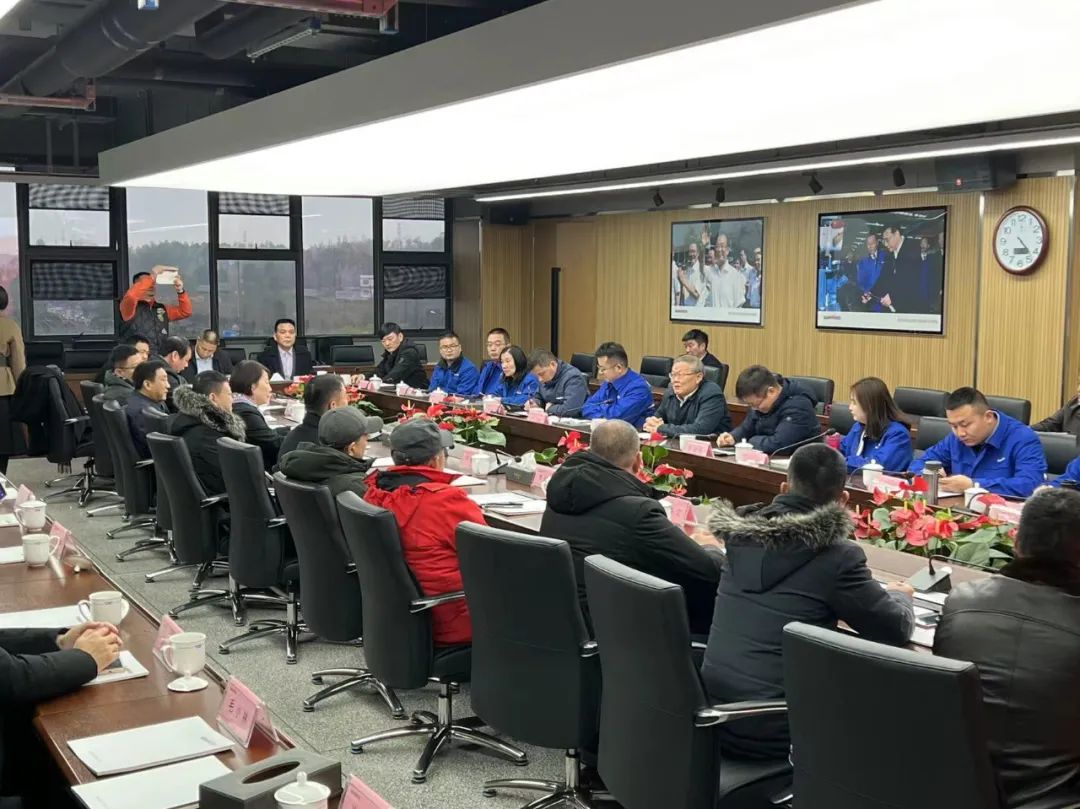 湖南异地商会结合会组织海表湘商来访304am永利集团智能