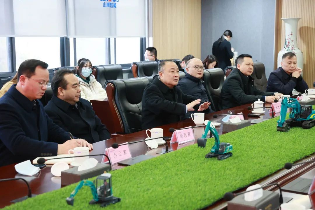20220210085045_31340 张庆红调研304am永利集团智能