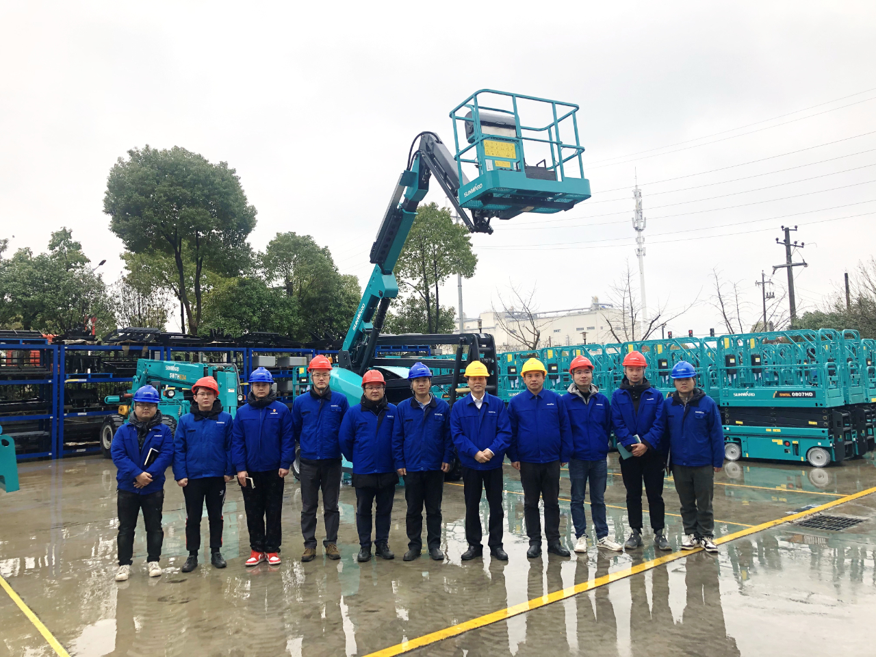 勇闯蓝海！304am永利集团智能两款臂式高空作业平台正式“前途”