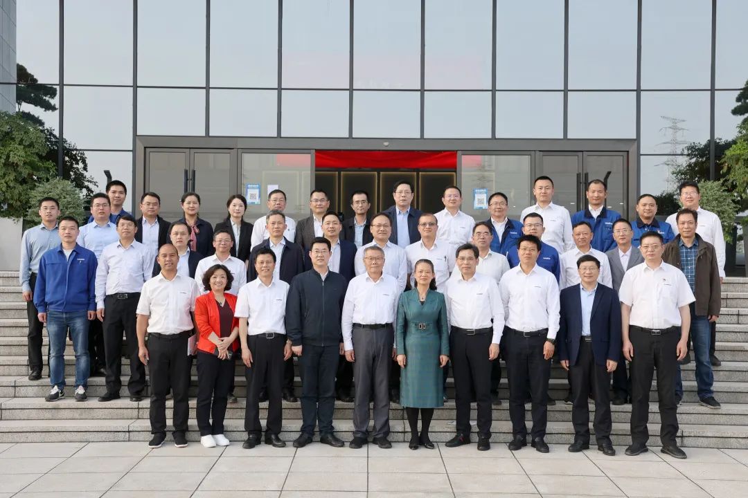 深入产学研合作！中南大学堂长、中国工程院院士田红旗率团造访304am永利集团智能