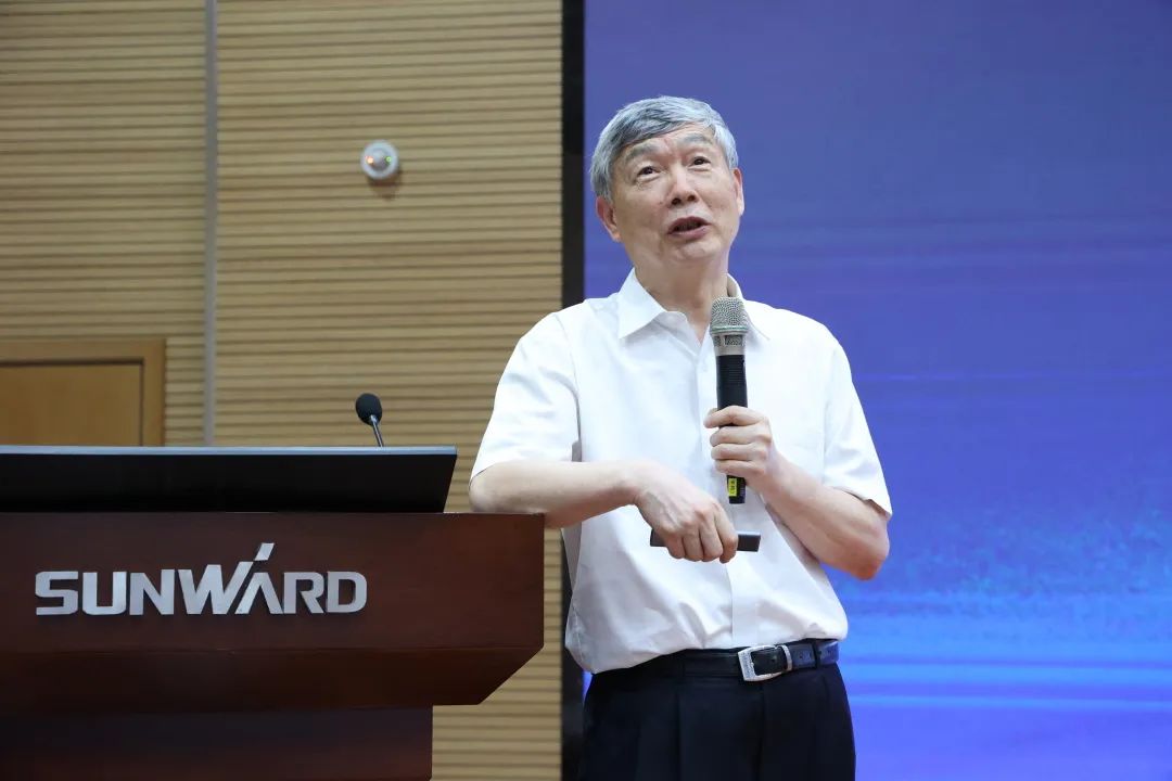 创新引领，智造未来！“2022院士专家长沙杏妆高端设备高质量发展钻研会隆沉进行