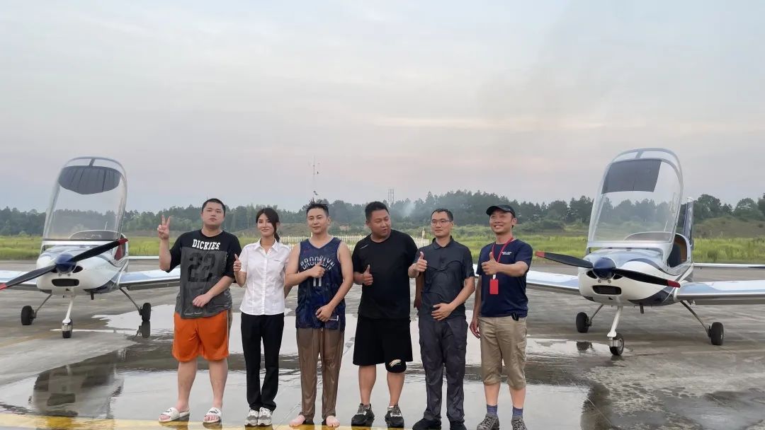 冲上云霄！湖南304am永利集团通航学员成功单飞