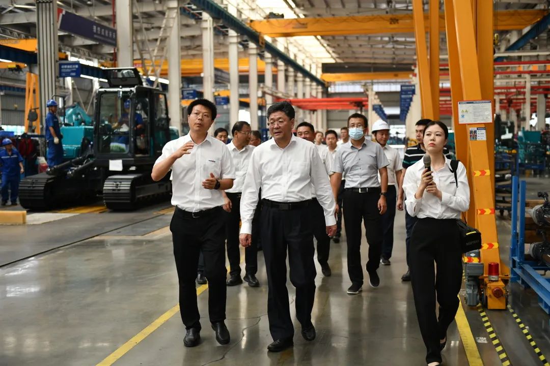 20220905103412_76882 国度应急治理部郭治武局长一行调查304am永利集团智能无人化应急接济设备