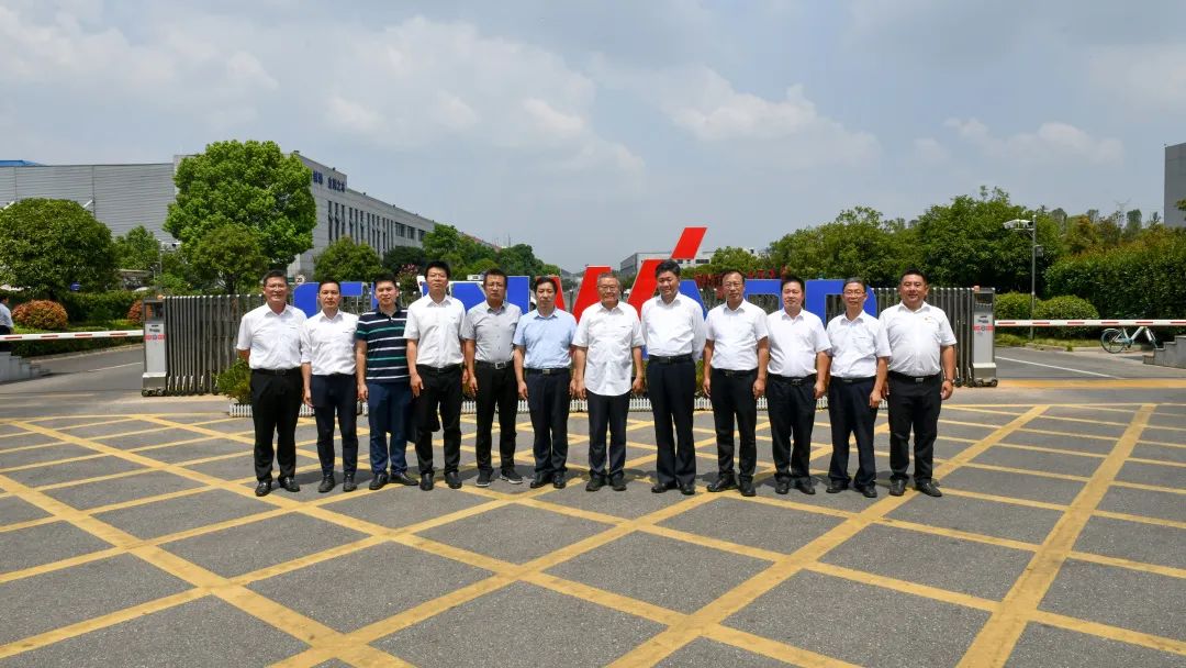 20220905103454_22188 国度应急治理部郭治武局长一行调查304am永利集团智能无人化应急接济设备