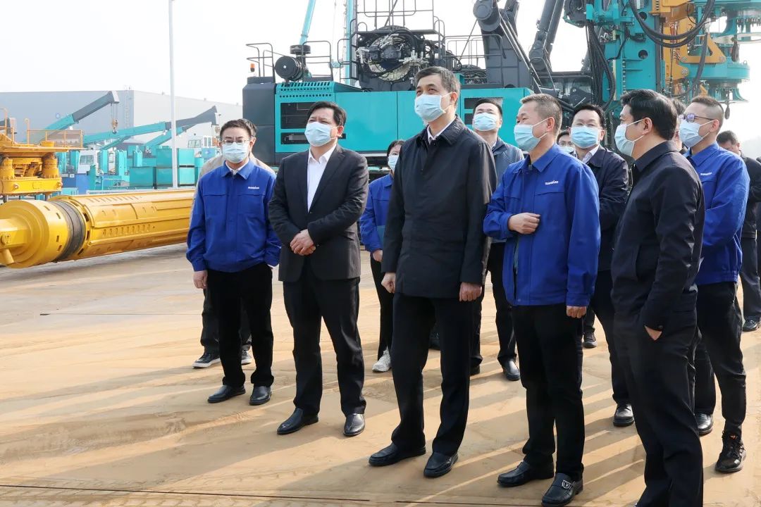 湖南省副省长周海兵调研304am永利集团智能