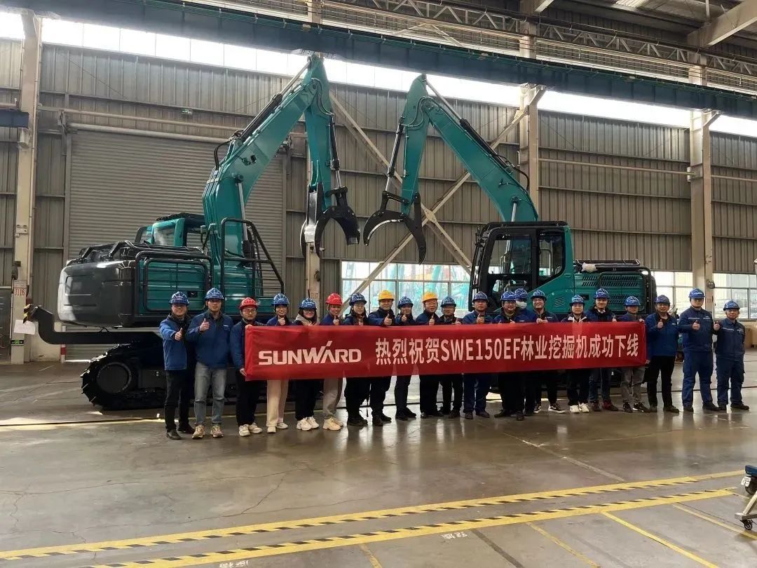 跋山涉水，称霸“武林”！304am永利集团智能首款中型林业挖掘机成功下线