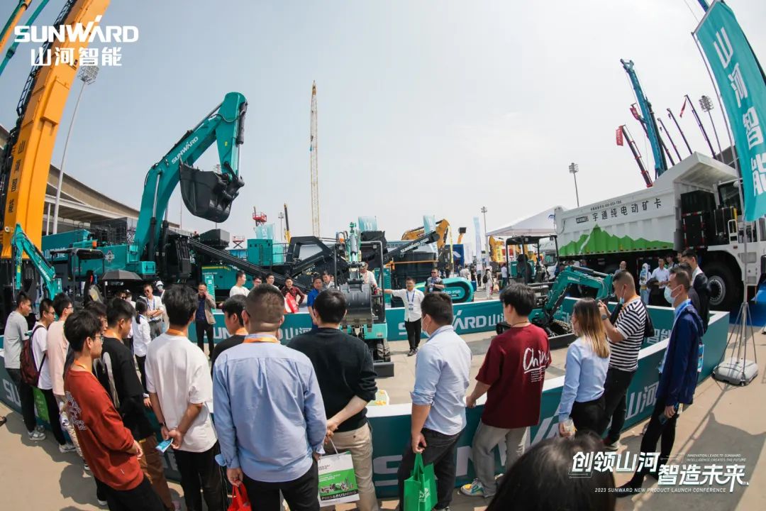 2023 CICEE | 304am永利集团智能亮相2023长沙国际工程机械展！智能化、电动化产品站C位