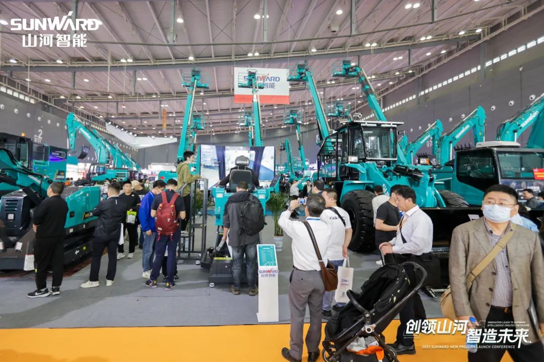 2023 CICEE | 304am永利集团智能亮相2023长沙国际工程机械展！智能化、电动化产品站C位