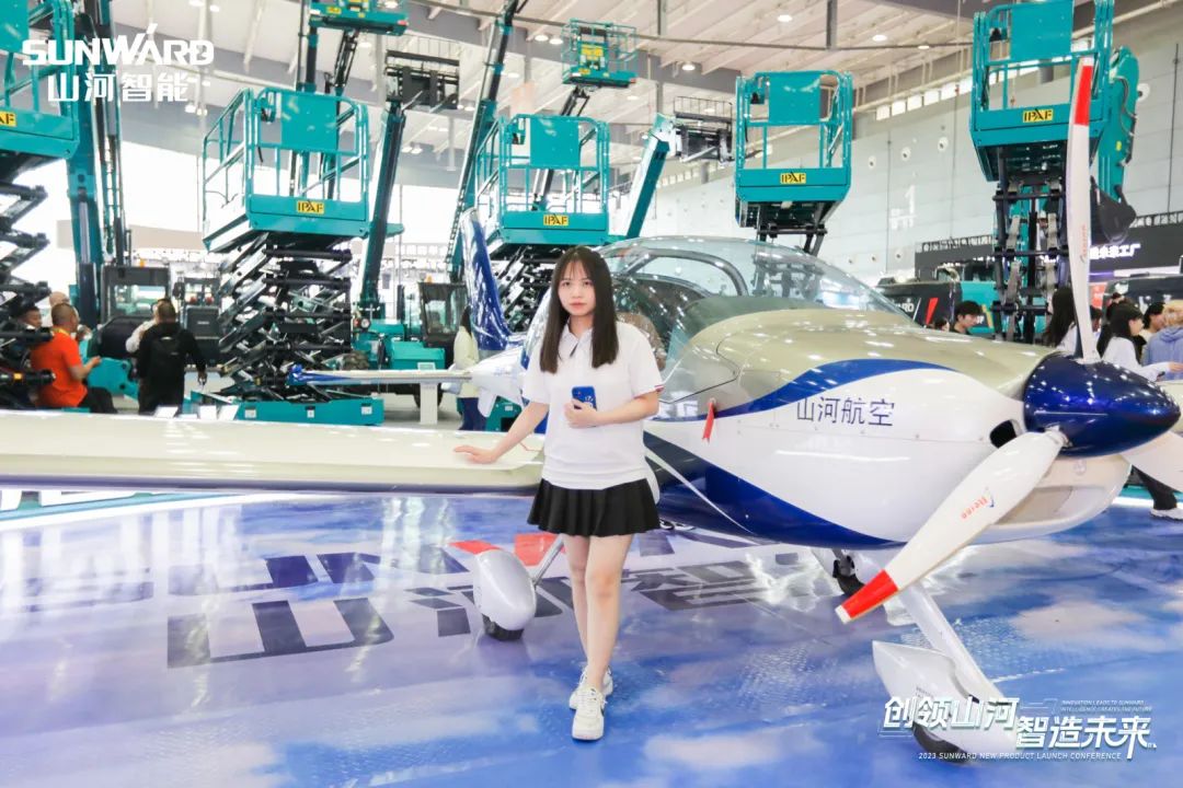 闪灼2023 CICEE！看304am永利集团智能“明星产品”有多“炫”