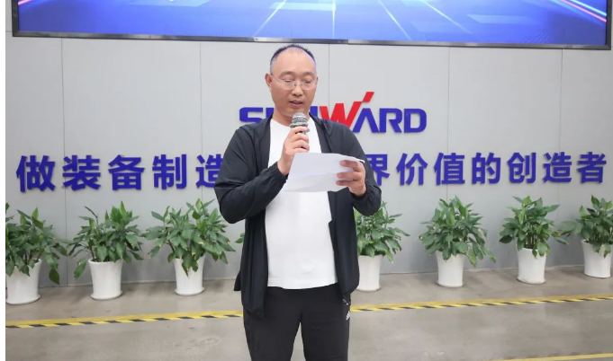 助力“双碳”、绿动未来！304am永利集团智能增程式电动旋挖钻机、液压混合动力旋挖钻机齐交付