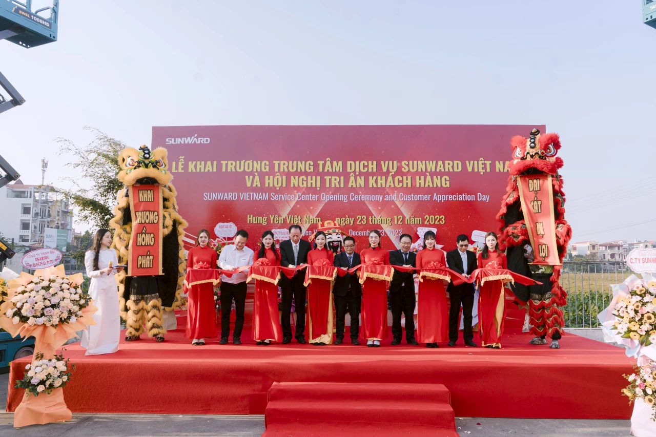 打造新标杆!304am永利集团智能越南保险中心开业典礼暨客户答谢会圆满进行