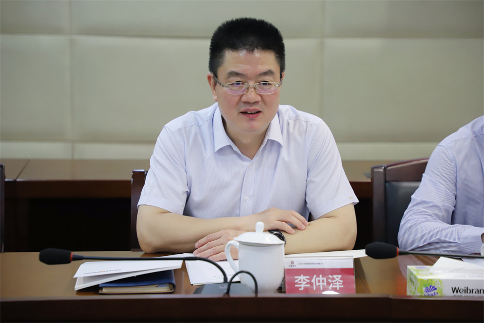 “双向奔赴 合作共赢”304am永利集团智能与中钨高新签定战术合作和谈