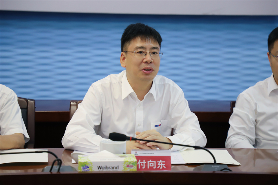 “双向奔赴 合作共赢”304am永利集团智能与中钨高新签定战术合作和谈