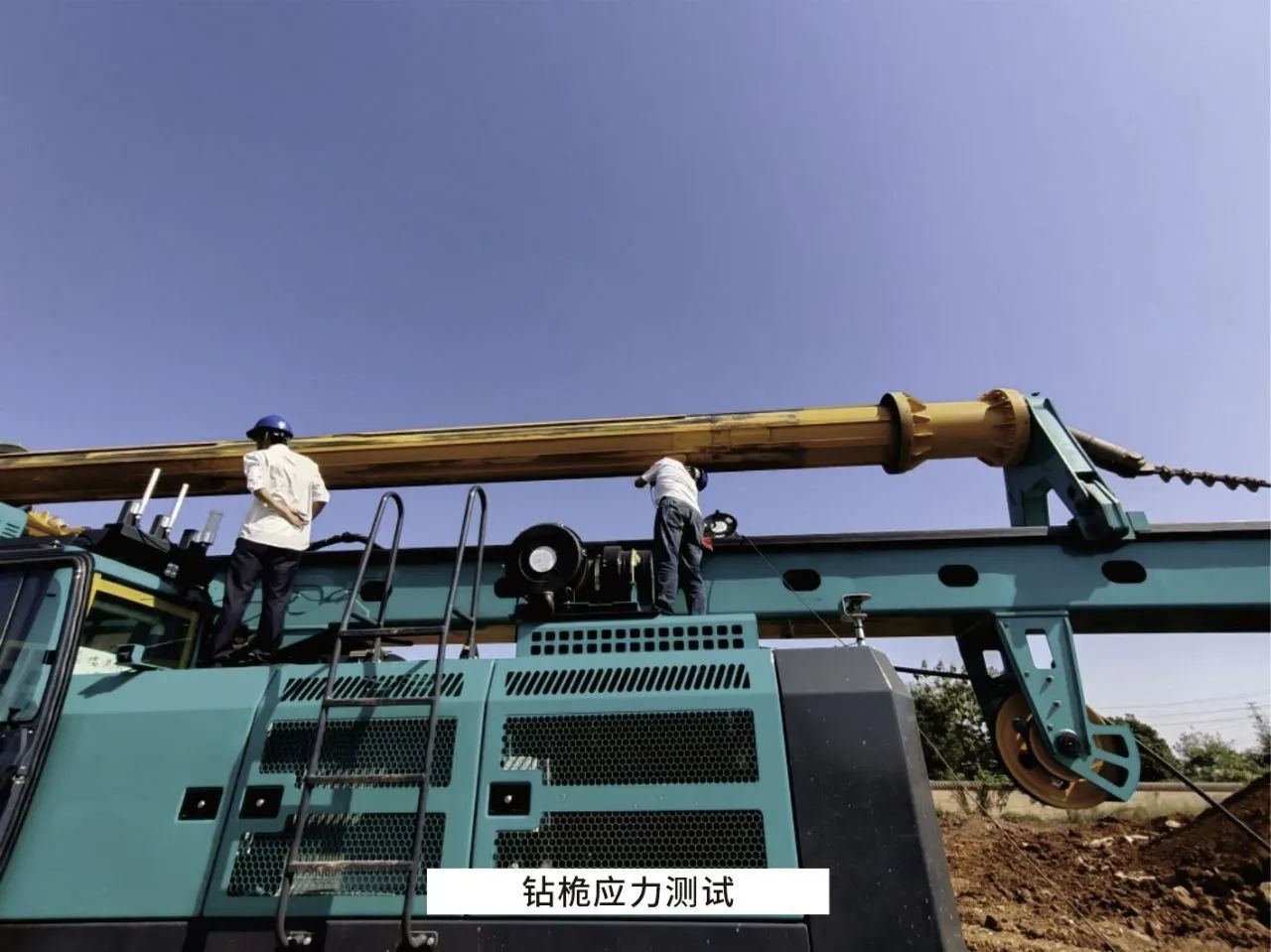 无惧“烤”验，304am永利集团试验人在行动