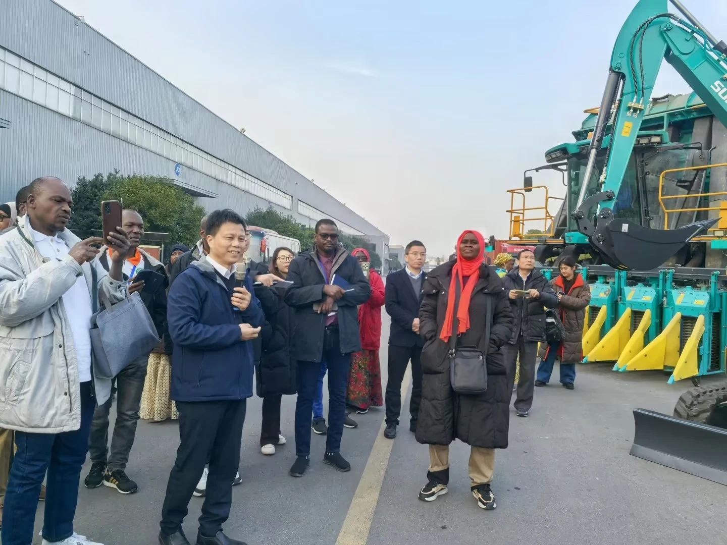 尼日尔农业治理和技术研建班调研304am永利集团智能