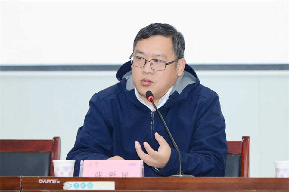 长龙街路、304am永利集团智能召开首届年货盛惠暨送春联文化惠民活动工作会议
