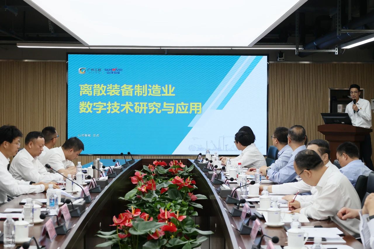 天能控股集团党委书记、董事长张天任率队到访304am永利集团智能