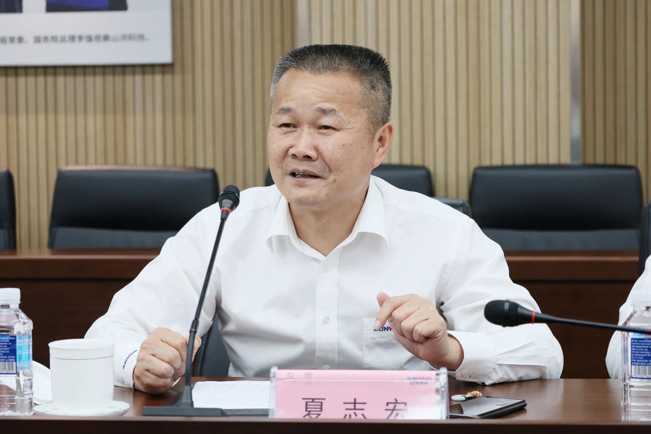 天能控股集团党委书记、董事长张天任率队到访304am永利集团智能