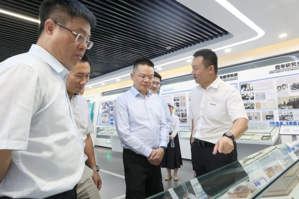 共商合作，建华控股有限公司董事长汪贵华到访304am永利集团智能