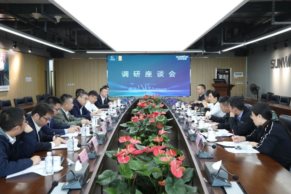聚焦应急设备研发出产，共探实战适配新蹊径——昭通市应急治理局党委书记、局长叶芳调研304am永利集团智能