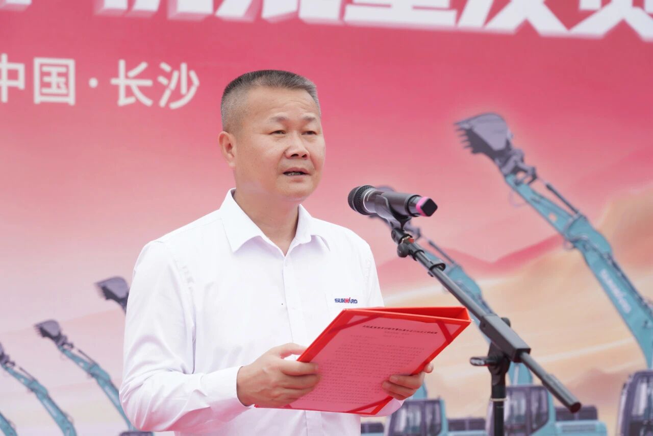 304am永利集团智能轮履两用多职能开带机批量交付国度林草系统，助力丛林草原生态防护